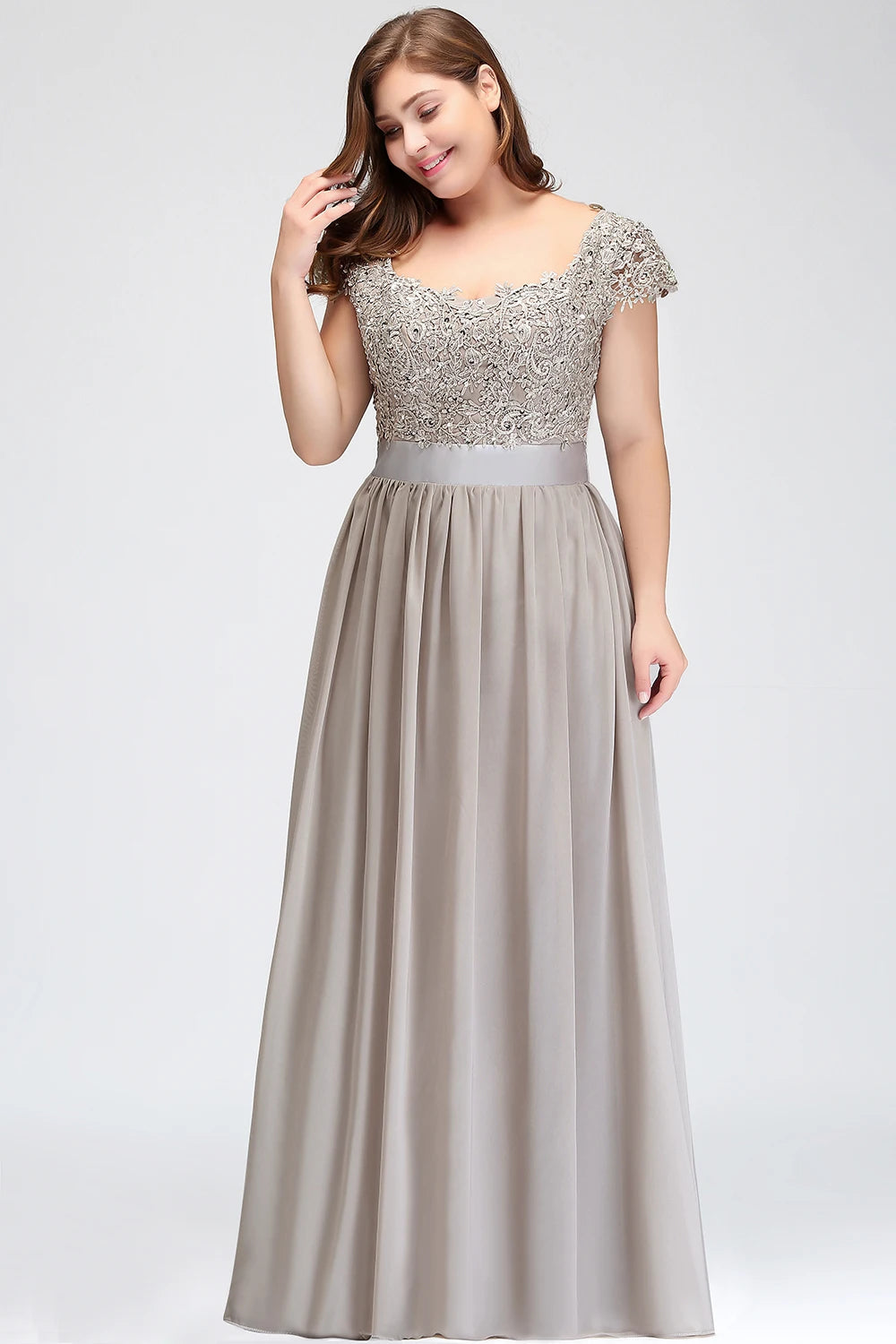 Elegant Sleeveless Gown for Wedding Party