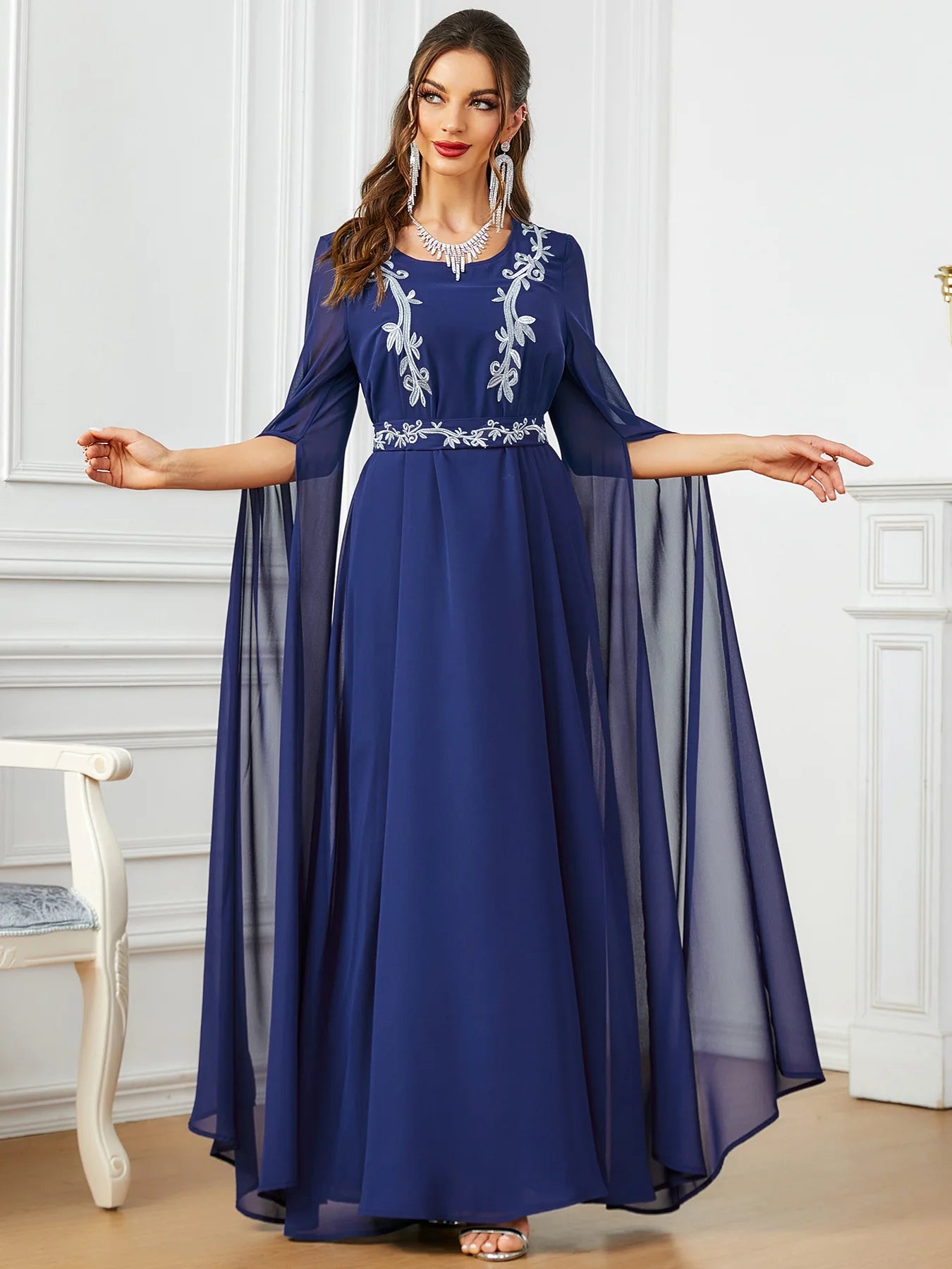 Dubai Elegent Embroidered Abaya Party Dress