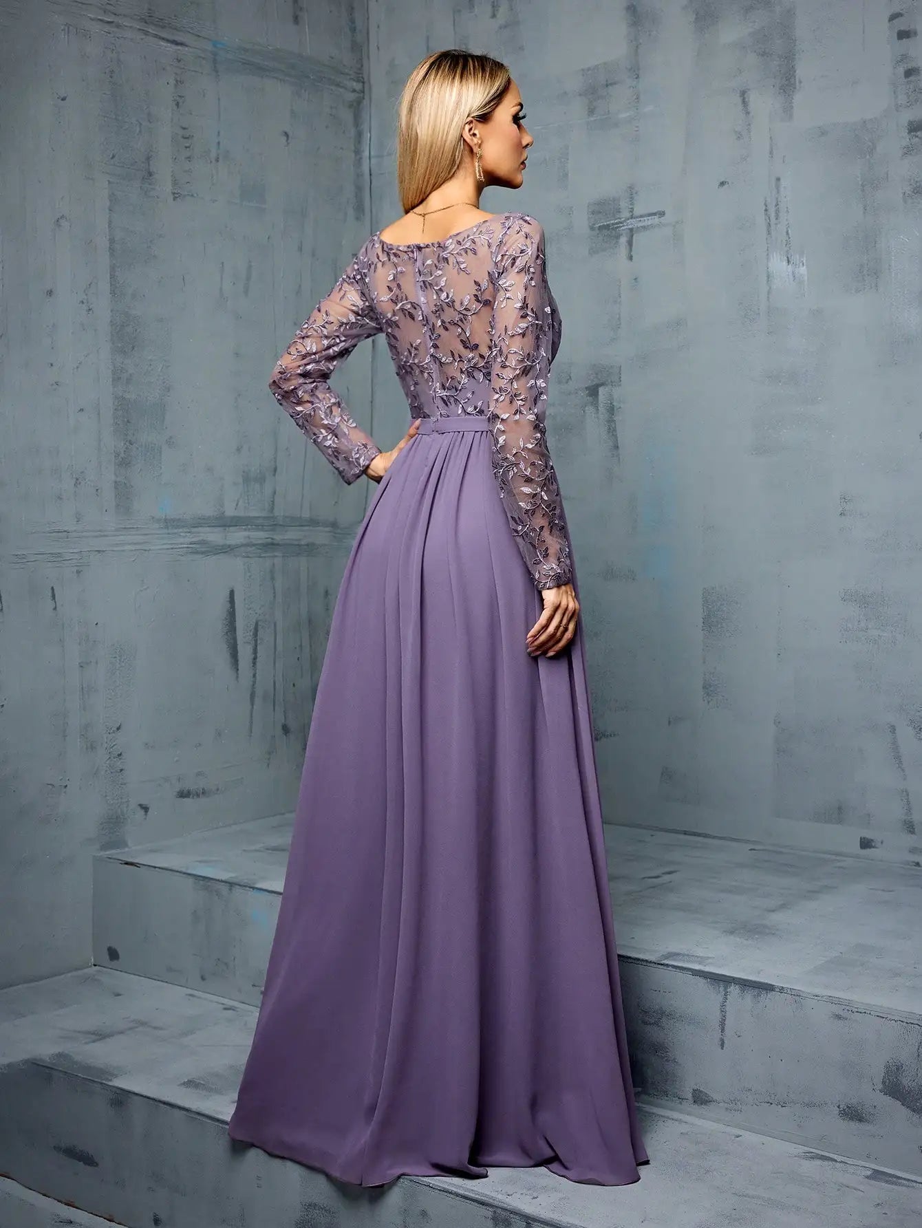 Elegant Dinner and Party Evening Dress